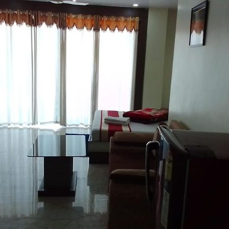 Hotel Rajmahal Tarapith Bagian luar foto